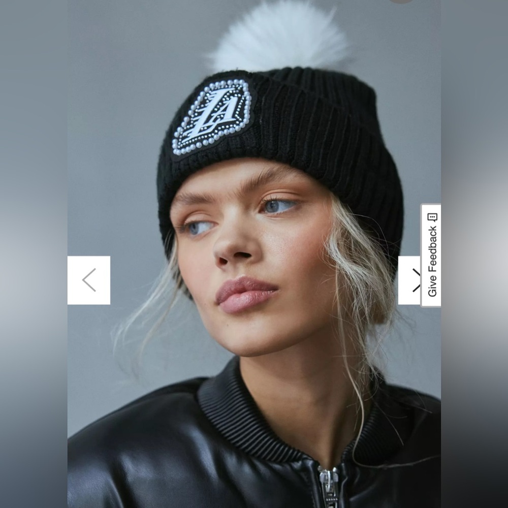 NWT Urban Outfitters Pro Standard NBA Los Angeles Lakers Pearl Beanie